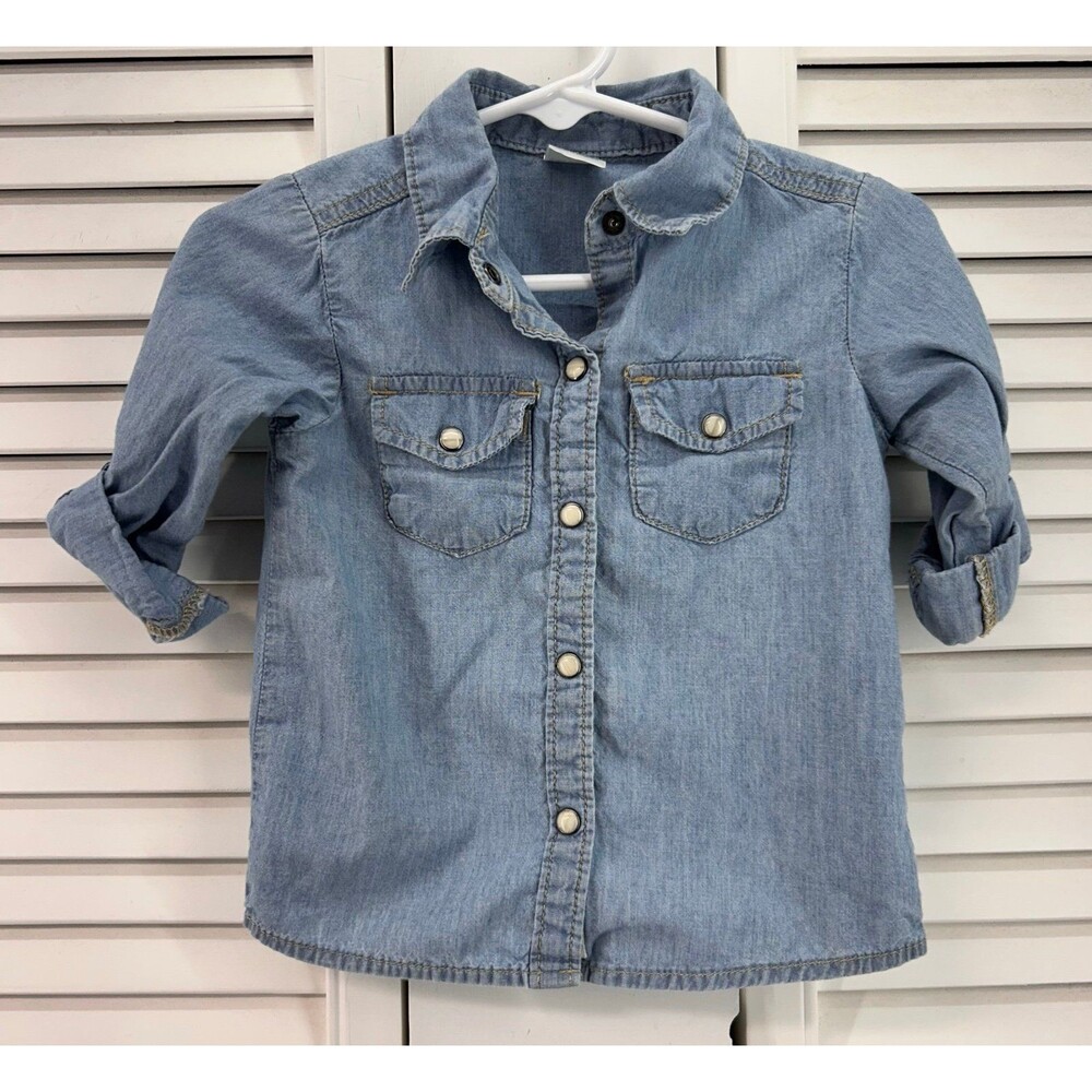 Carter’s 18m blue pearl snap button up